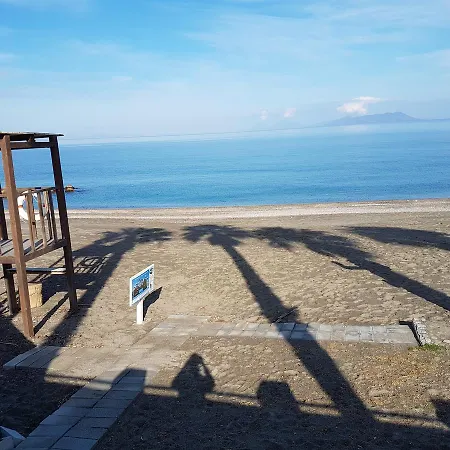 Ferienhaus Mongiove Mare Holiday *